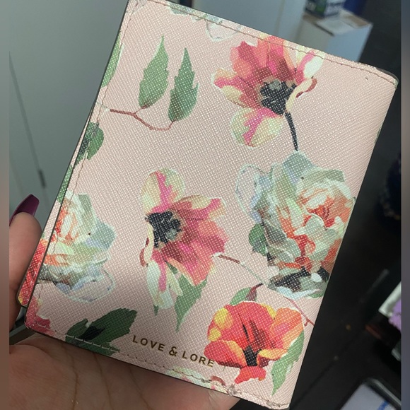 Pink Floral Passport Holder - Picture 3 of 3